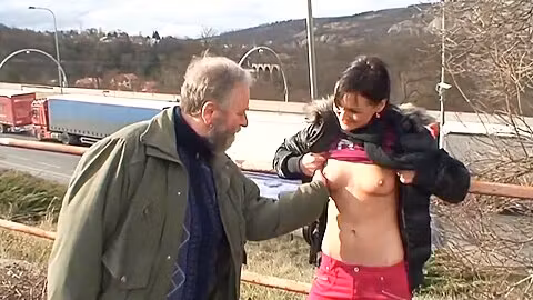 A Mature Man Sees A Young Whore Alone Who Wants To Fuck Her