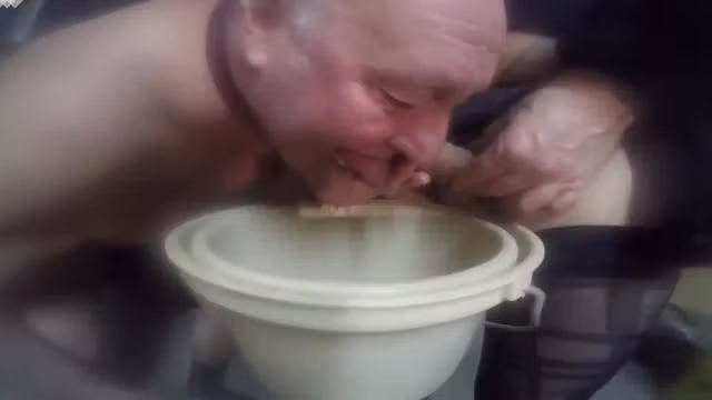 Golden shower and drink piss
