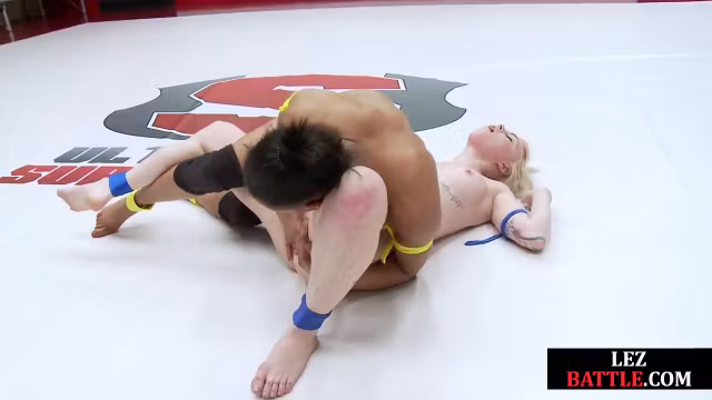 lesbian hot wrestler hard pussyfingered