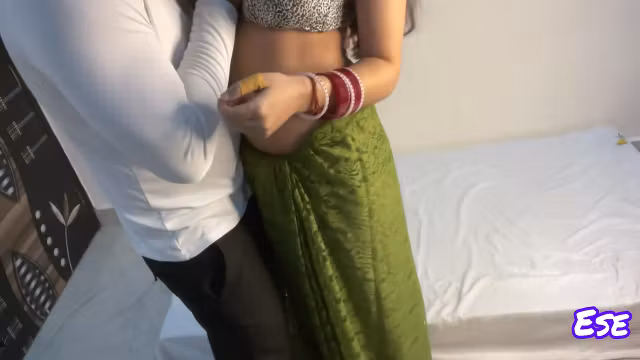Tailor Fucks Bhabhi In Winters