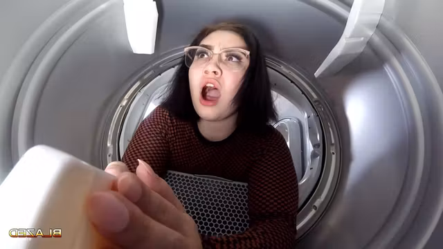 Lenna Lux - trapped and filled