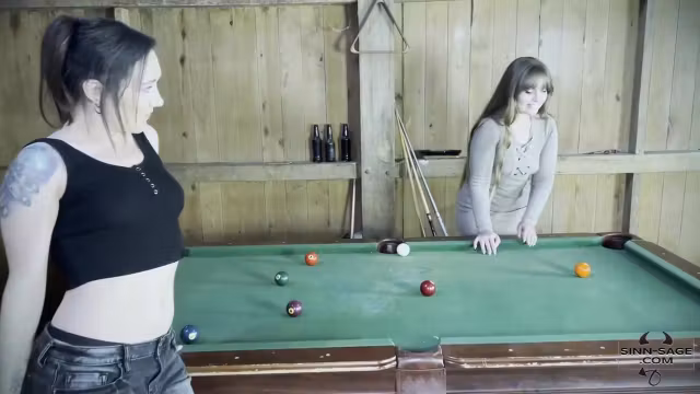 Brianne Blu - Lesbians Teenagers 18+ Strapon(1080p)