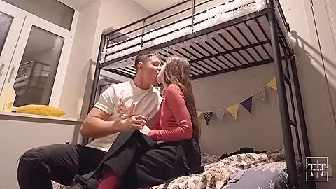 Picked Up A Chick On The Street And Nailed Her In A College Dorm Without A Rubber, Raw