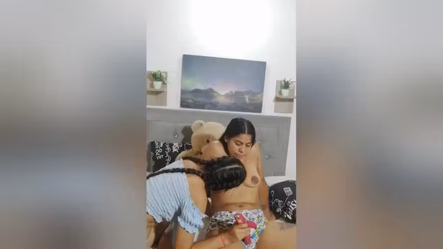 Latinas Make Homemade Video Fucking - Verified Amateurs
