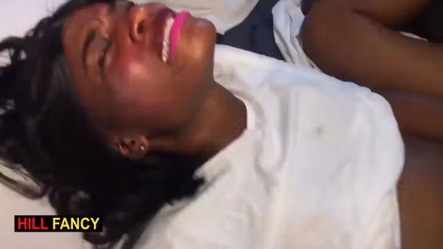 Hardcore Michael And Sexy Hellen In African Masseuse With Tight And Creamy Pussy Fucked By Client 10 Min
