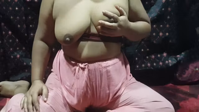 Desi Bhabi Big Tits Show. Boobs Playing