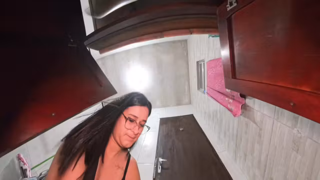 Housewife Without Underwear Seduces Plumber While Hes Fixing The Sink