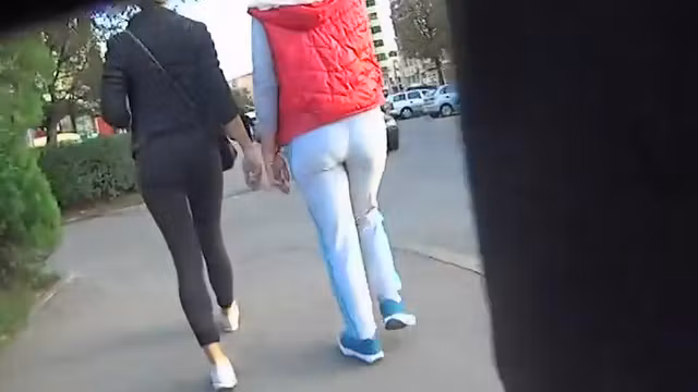 I bet the chubby one is jealous