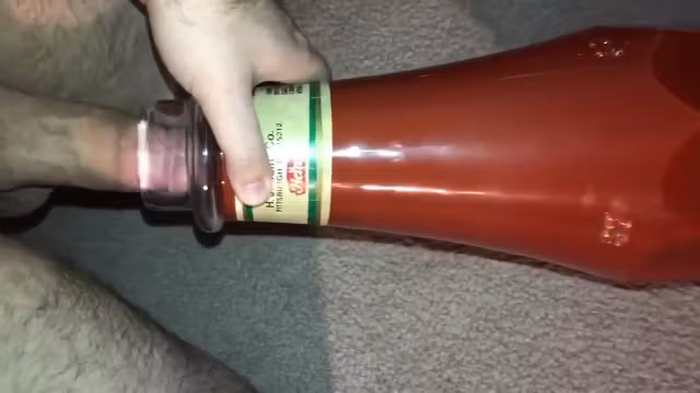 Fucking a Heinz Ketchup Bottle - Creampie Ketchup