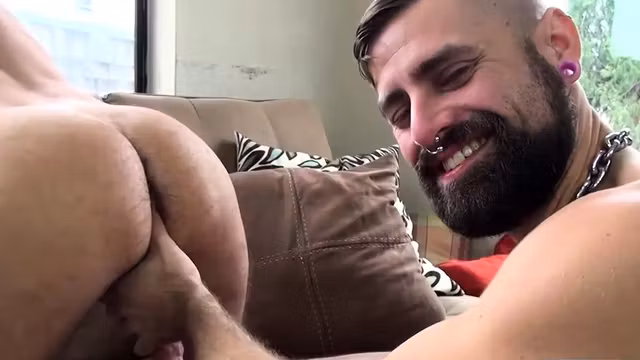 Rimming bear raw fucks