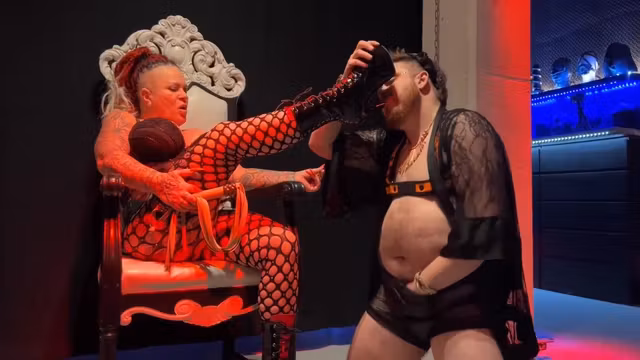 Trans Man Worshipping Dominatrix