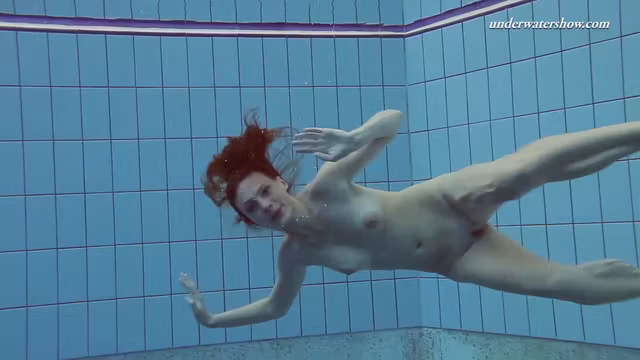 Lera Underwater Big Tits Teen 18+