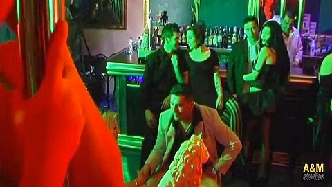 Super Orgia En Un Club Swinger. 28 Min - Teaser Video