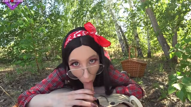 A Walk Through The Woods Ended With A Cum Facial
