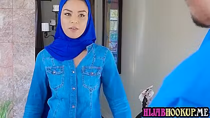 Maya Bijou In Movers Discover That Arab Hijab teen 18+ Is A Freak