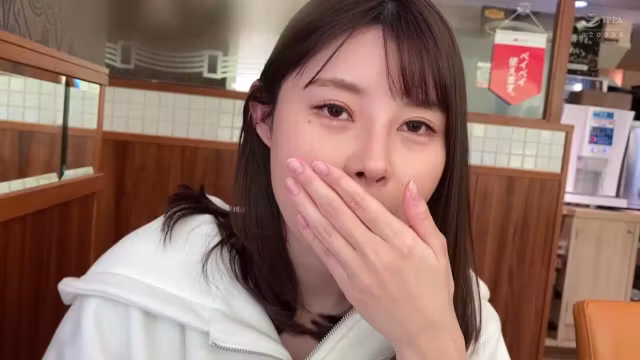 435mfc-128　大好きなチ●コが目の前にあると『舐めていい？』と自らフェラ志望