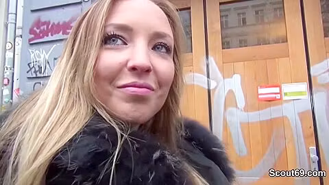 Berliner Teeny Kim Davis First Porn Video