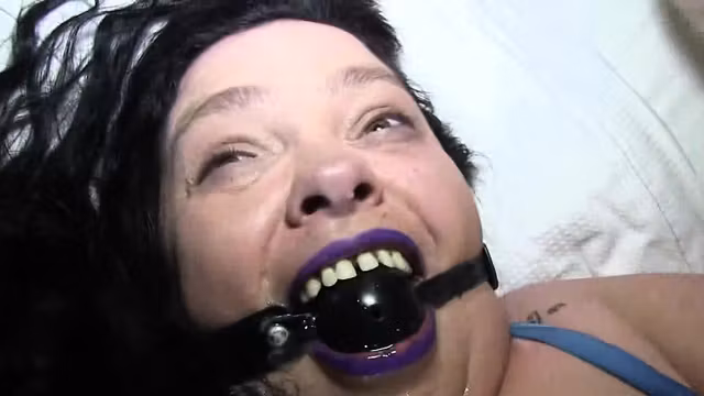 slave bunny sky milf fucked by master dallas strokes