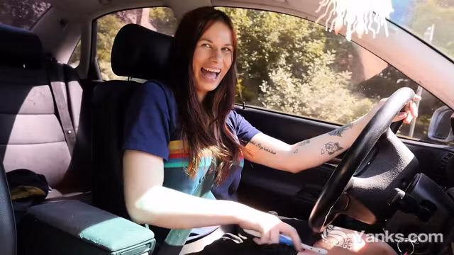 Matilda Mae loves masturbating in the car using anything