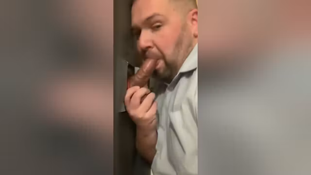 Thick straight cock visits glory hole