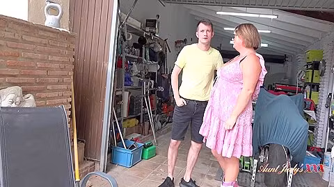Busty Redhead Cougar Jojo Seduces The Mechanic