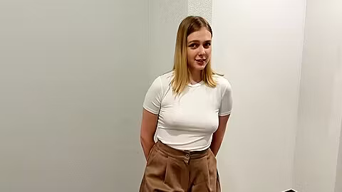 My New Upstairs Neighbor Turned Out To Be A Whore And Spread Her Legs In The Hallway - Public Sex