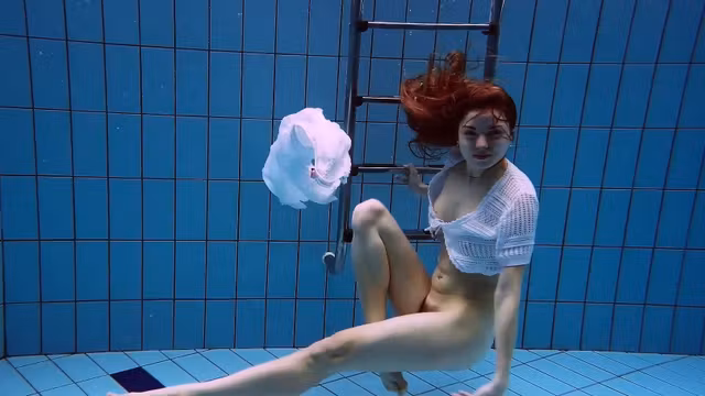 Amazing hairy underwatershow by Marketa