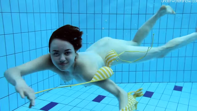 Little tits teen Lada underwater naked
