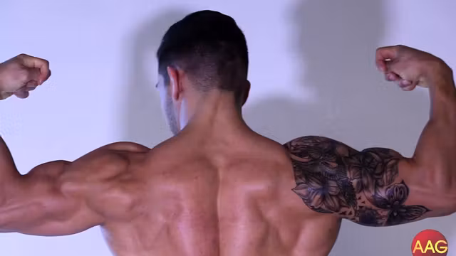 Dalton Sexy And Fit In Studio
