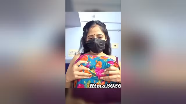 Dhaka College Girl Takes Girlfriend Home And Fucks Her