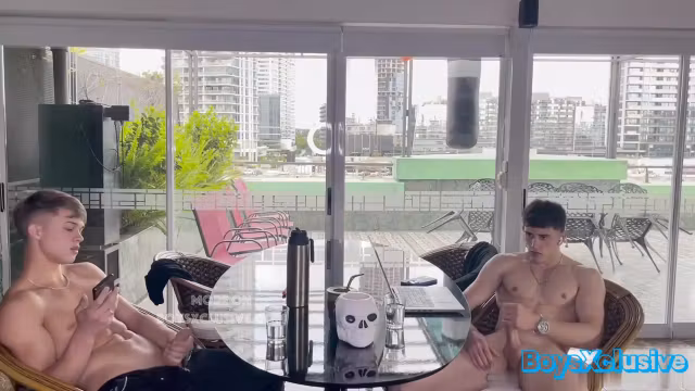 Fer & Kitos Jerking