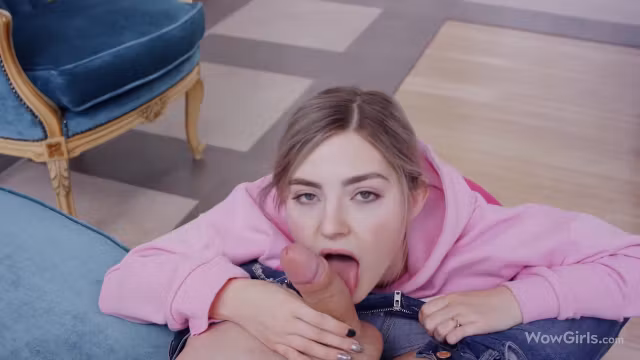 Gorgeous Blonde Girl Eva Elfie Sucking Off Her Lover