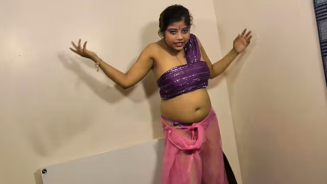 Gujarati Hot Babe Rupali Dirty Talking And Stripping Show