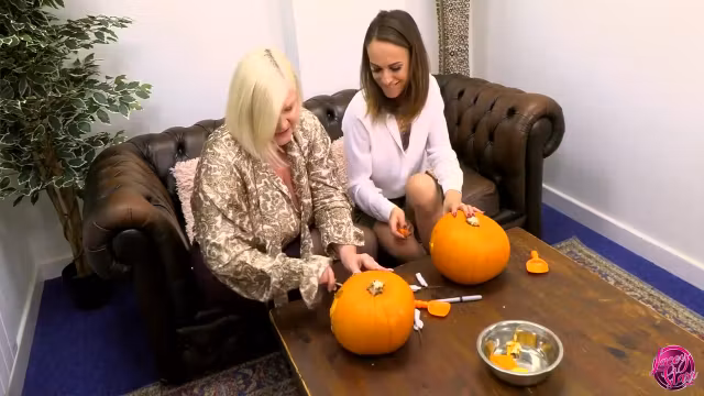 Lacey Starr - Fuck The Pumpkins