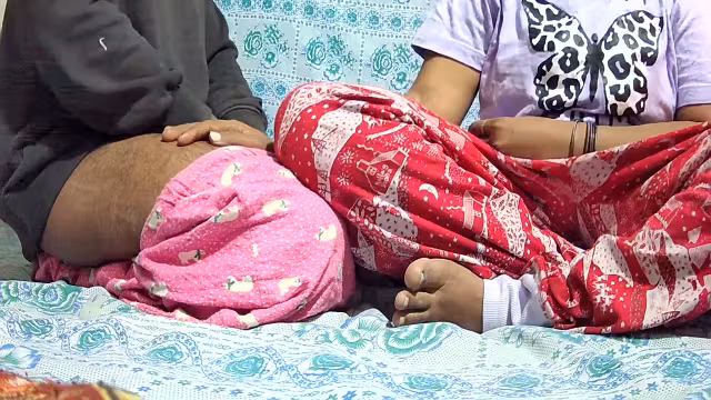 Up Indian Dasi Bahabi And Dewar Doggy Style Sex