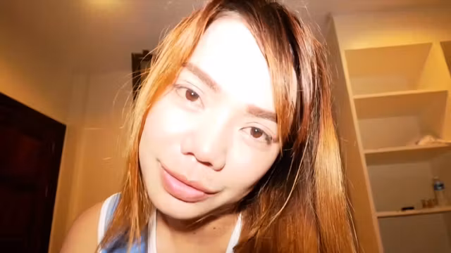 Hot Thai teen shows off her hairy pussy