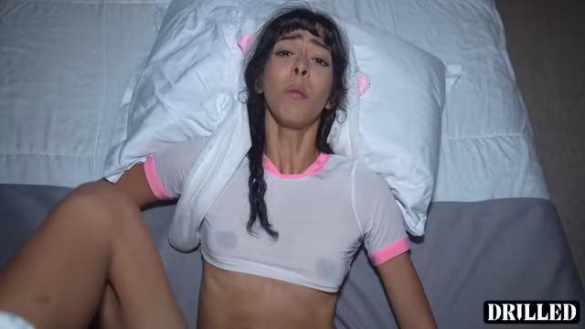 Cindy Luna Petite And Cristian Tanner In Tape Her Shut - The Neighbors Will Hear Us
