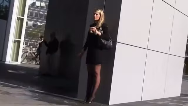 Business woman on a coffee break