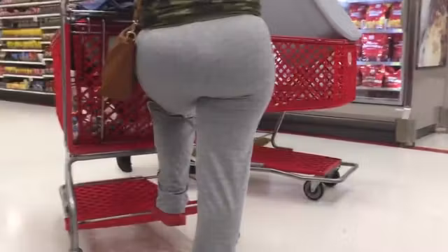 Round Booty Milf in Grey Spandex