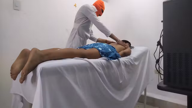 For This Reason, You Should Always Have A Condom In Your Pocket When You Are A Masseuse