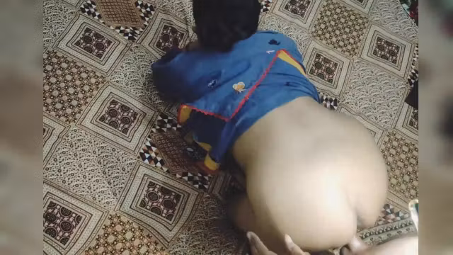 Nokrani Ki Gand Mari Movie Dikha K Garam Kia
