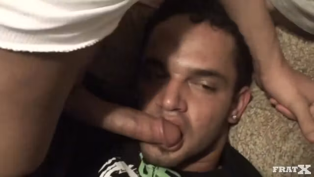 Who's The Bitch Part 2 - Fratx