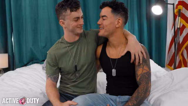 Twink Robert Law Dicks Down Tanned Hunk