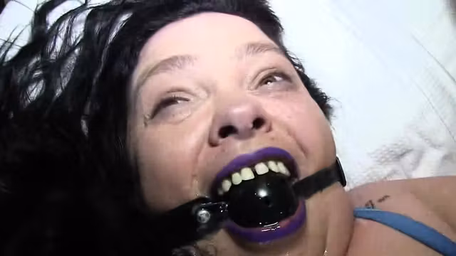slave bunny sky milf fucked by master dallas strokes