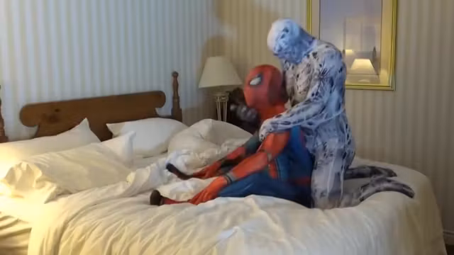 spiderman is taken advantage of by his enemy, arachnophobia