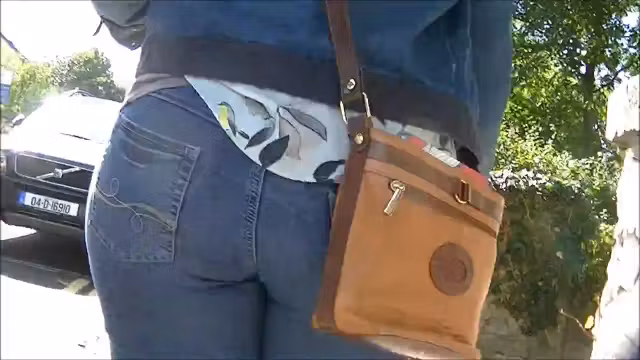 Candid big ass in blue jeans
