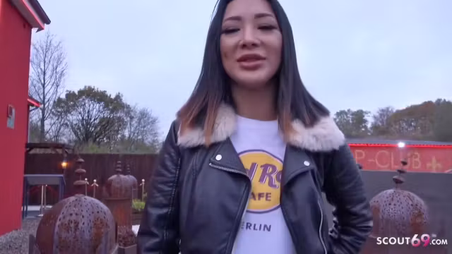 Small Thai Teenage 18+ Talk To Screw At Pickup Street Casting - German