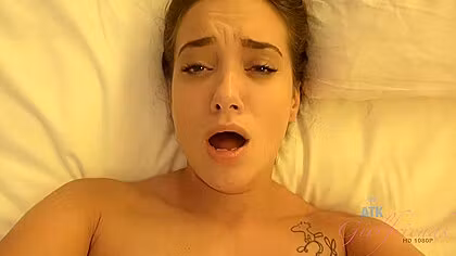 Gia Paige - When You Cum In Her Hands