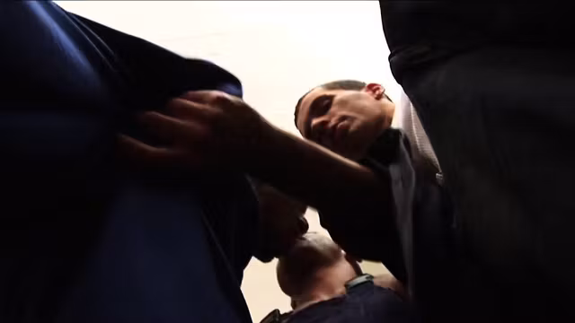 Spitroasted british hunk cums in IR threesome