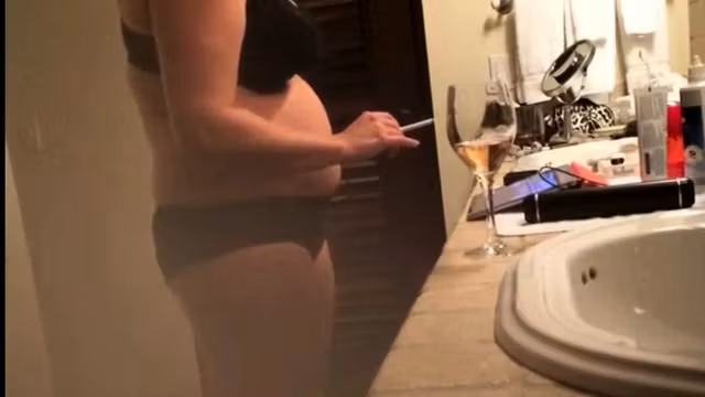 my busty stepmom naked and relaxed